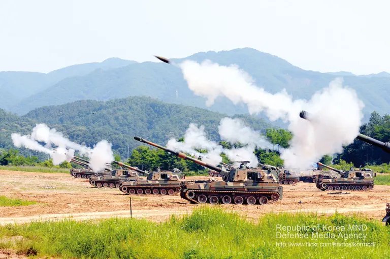 1024px K9자주포 사격 7439016432