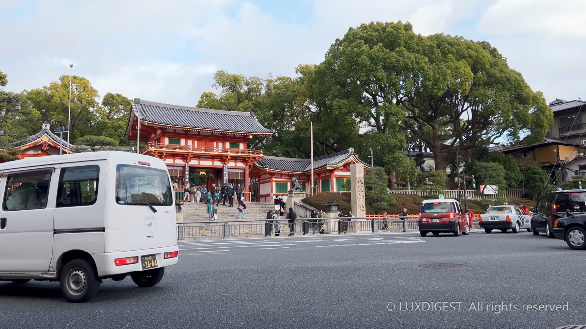 GION STREET IN KYOTO 260514