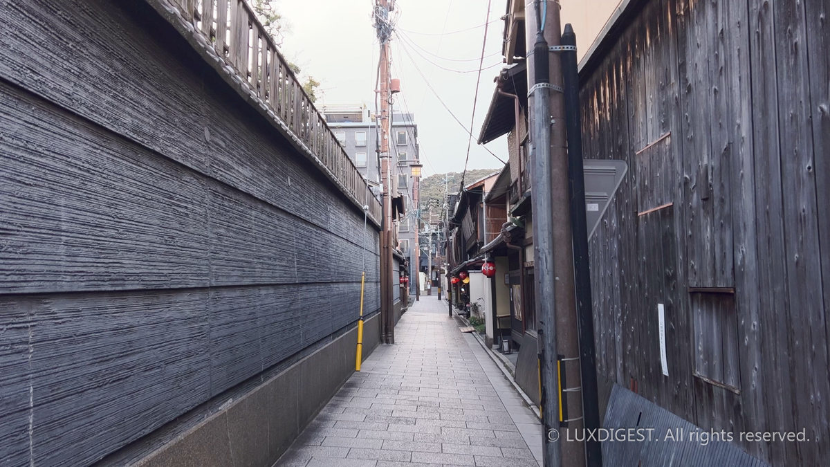GION STREET IN KYOTO 260514