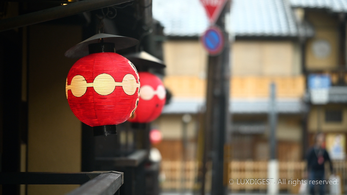 GION STREET IN KYOTO 260514