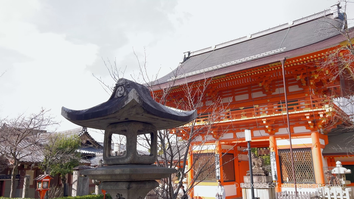 Yasaka Shrine in Kyoto {Date (YYMMDD)} {Sequence number (0001)}