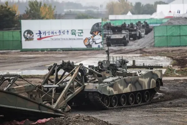  K600 장애물 개척전차 분석