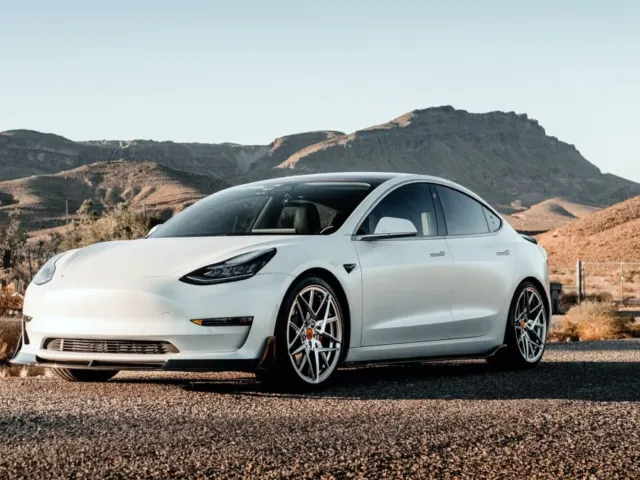 Tesla Tops Korea’s Import-Car Market—No Surprise