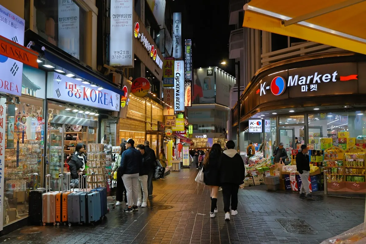 중국인 관광객이 찾는 서울 도심 관광 및 쇼핑 거리