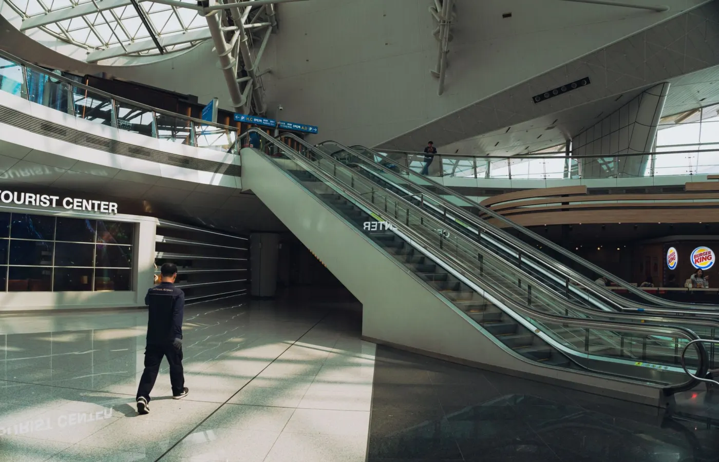 인천공항, 세계 1위 달성 후 25년의 미래