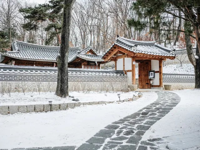 외국인 도시민박·한옥, 바가지요금 1회 적발 시 영업정지
