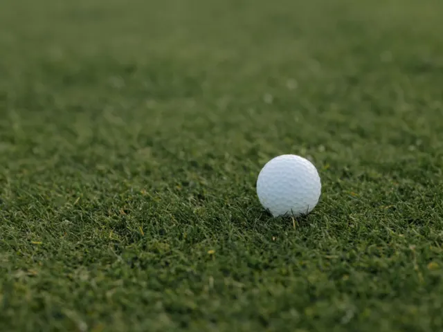 Shane Lowry, 4타 차 선두로 아일랜드 오픈 결승 라운드 진출