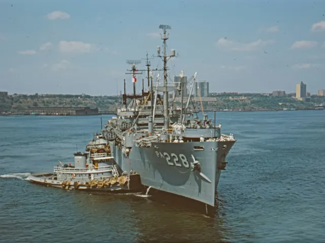USS Theodore Roosevelt, 항공모함의 최근 동향