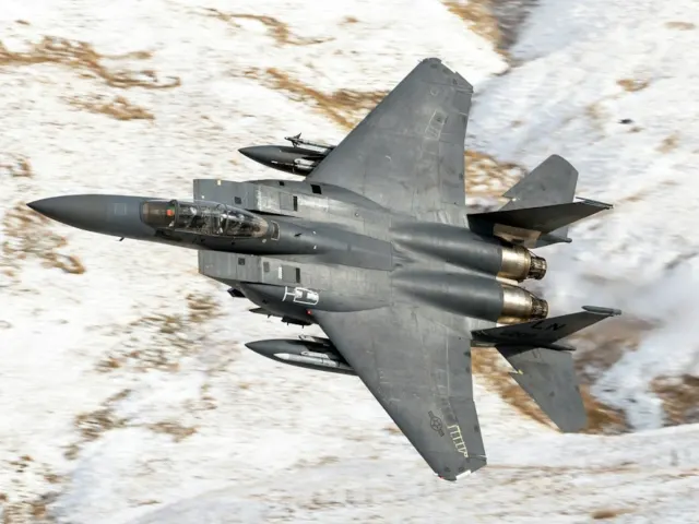 Anduril YFQ-44A Fury CCA, F-35와 함께 비행