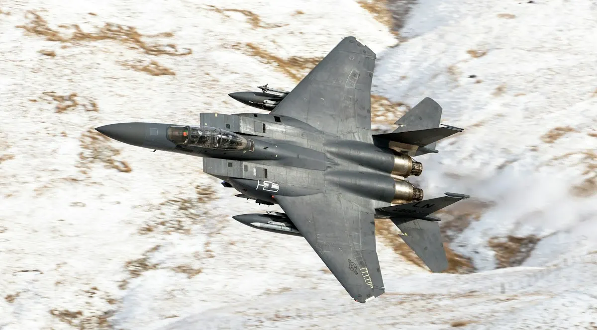 Anduril YFQ-44A Fury CCA, F-35와 함께 비행