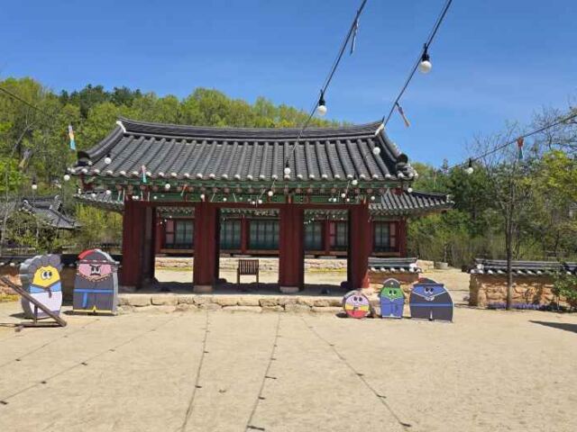“관아인데 호수도 보입니다”… 선성현문화단지, 조선의 고을과 안동호를 잇는 곳
